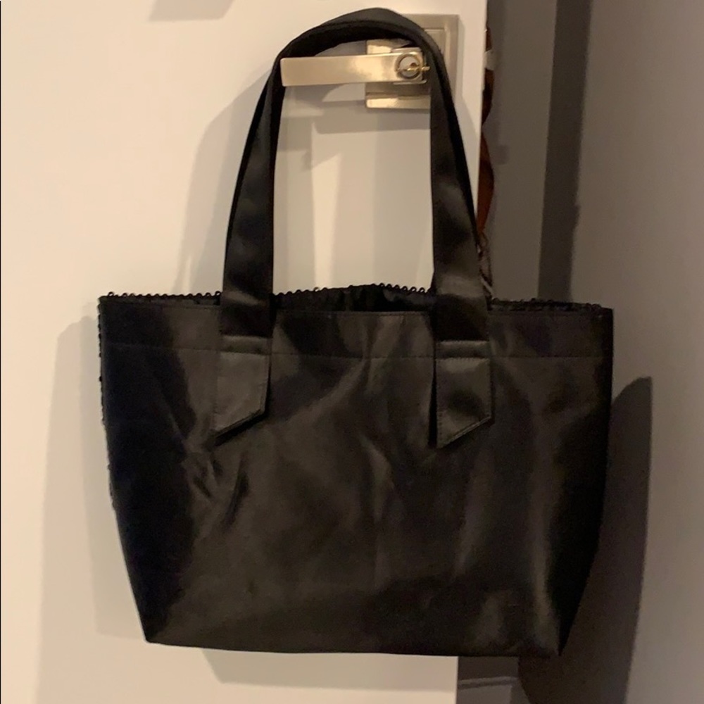 OPI Sequined Tote - Picture 4 of 4